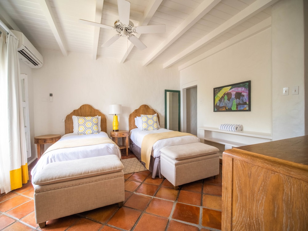 

Milano - Castries - Windjammer Landing Resort and Residences