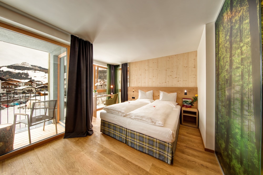 

Roma - Campitello di Fassa - Mountain Design Hotel EdenSelva