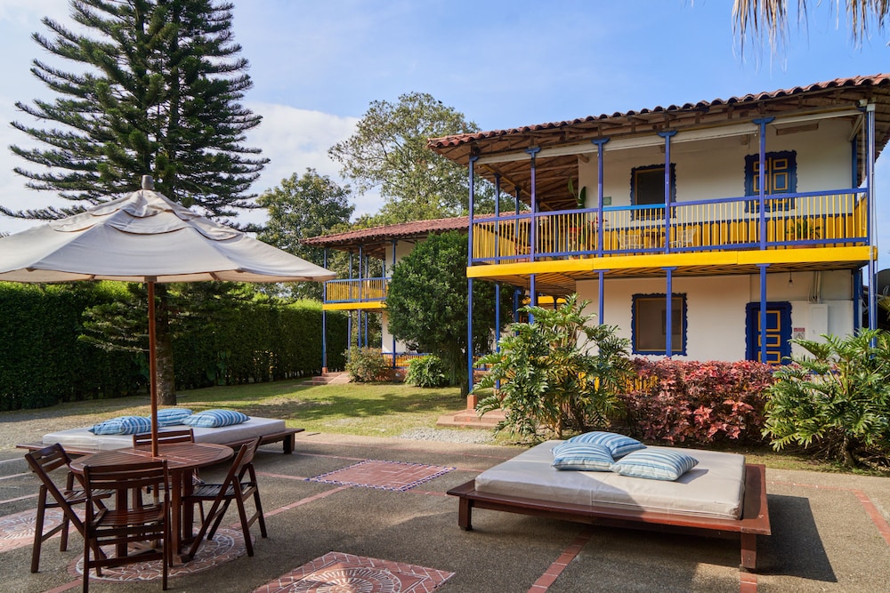 

Milano - Armenia - Hacienda Combia