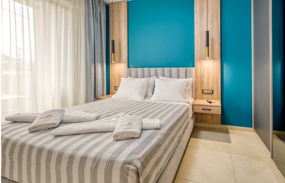 

Napoli - Kissamos - Sapphire Horizon Suites