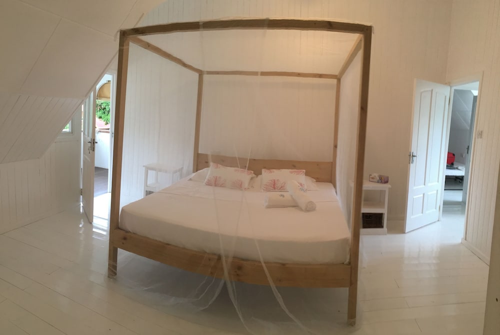 

Firenze - Isola di La Digue - Casa Livingston Luxury Villa - La Digue Seychelles