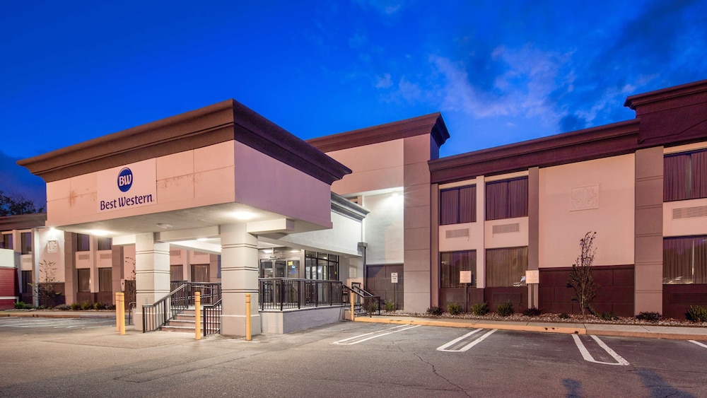 

Napoli - Hasbrouck Heights - Best Western Paramus Hotel & Suites