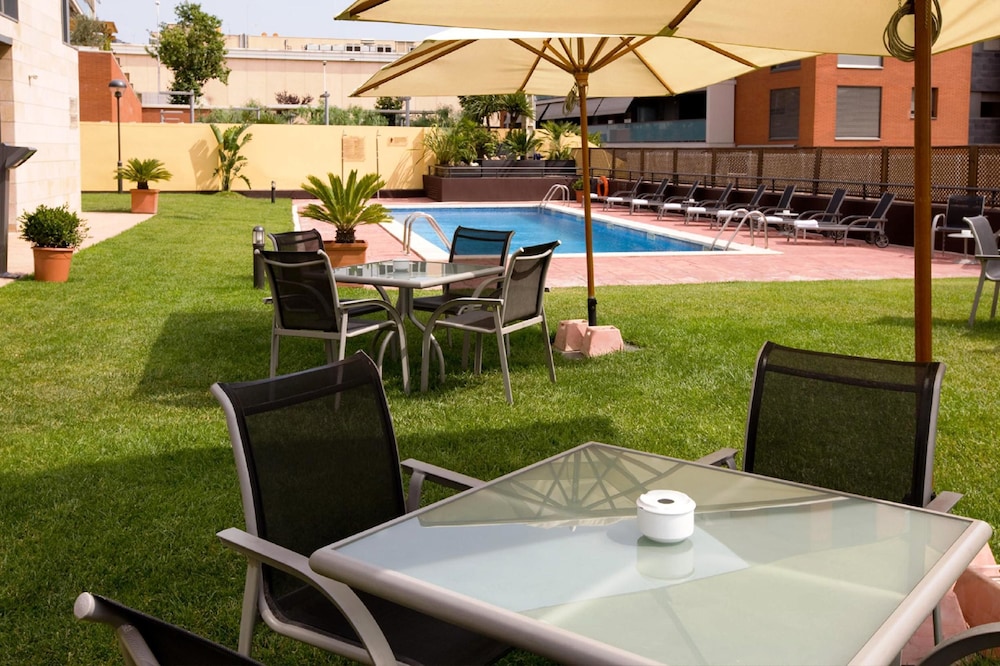 

Pisa - Sant Just Desvern - Sercotel Cornellà Barcelona