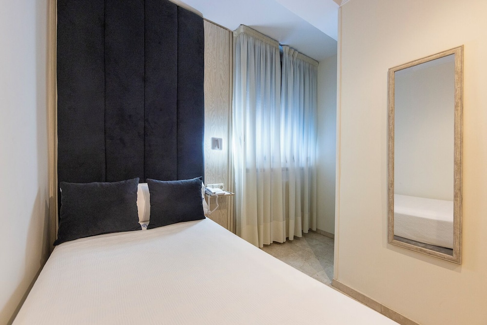 

Roma - Cájar - Sacromonte Hotel