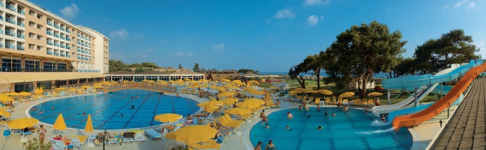 

Milano - Kizilagac - Laphetos Beach Resort & Spa - All Inclusive