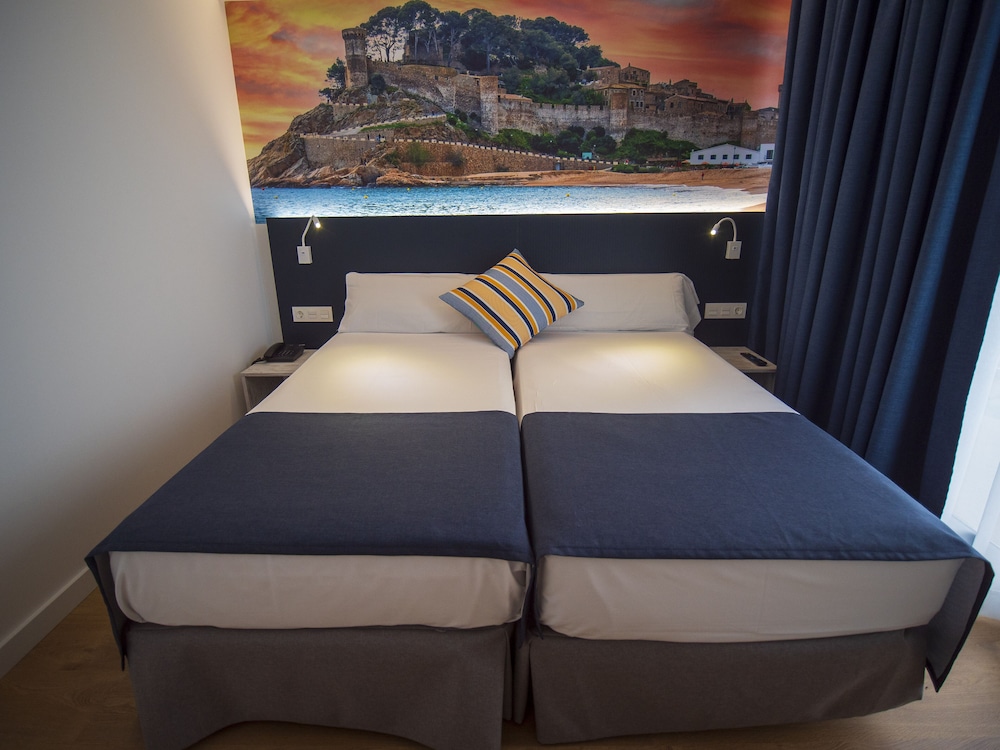 

Bari - Tossa de Mar - Hotel Don Juan Tossa