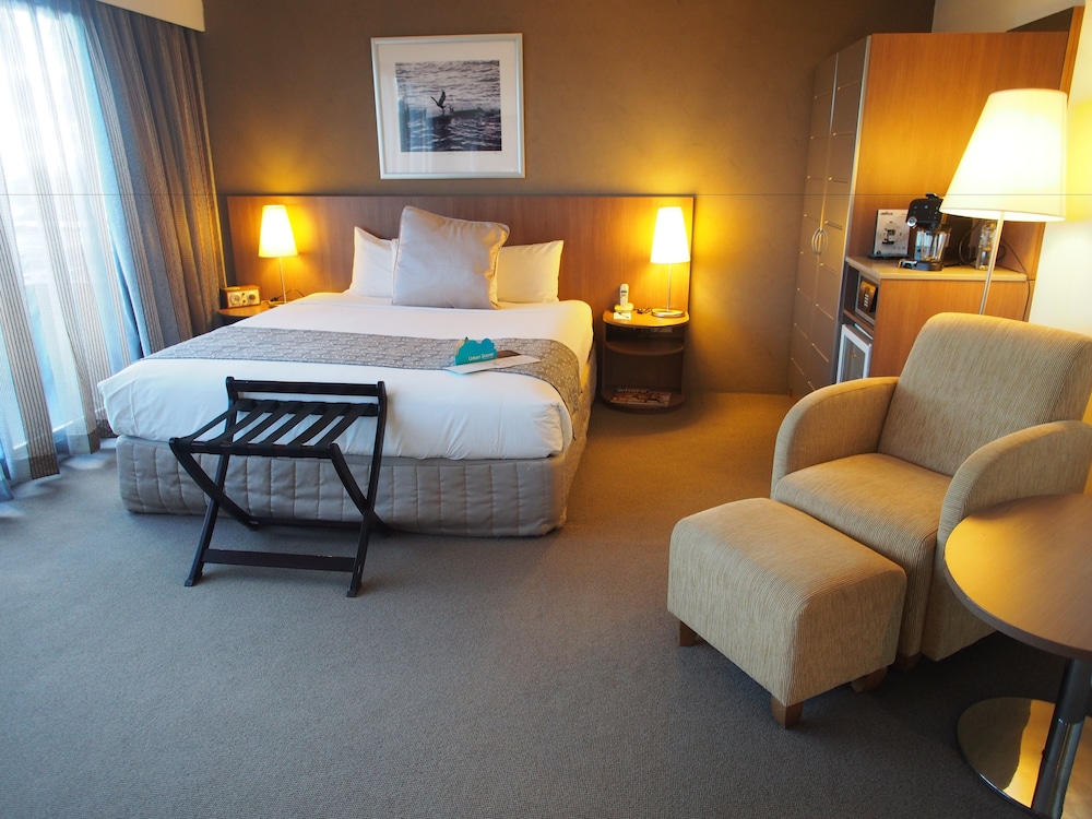 

Milano - Sydney - Hotel Urban St Leonards