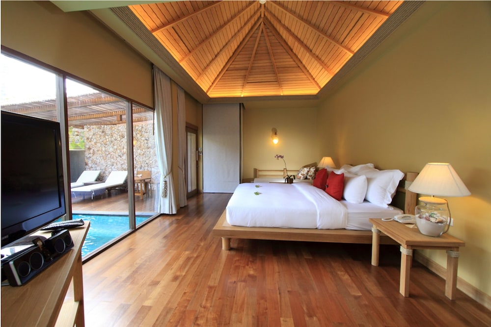 

Milano - Bangrak Beach - Koh Samui - Deva Beach Resort Samui