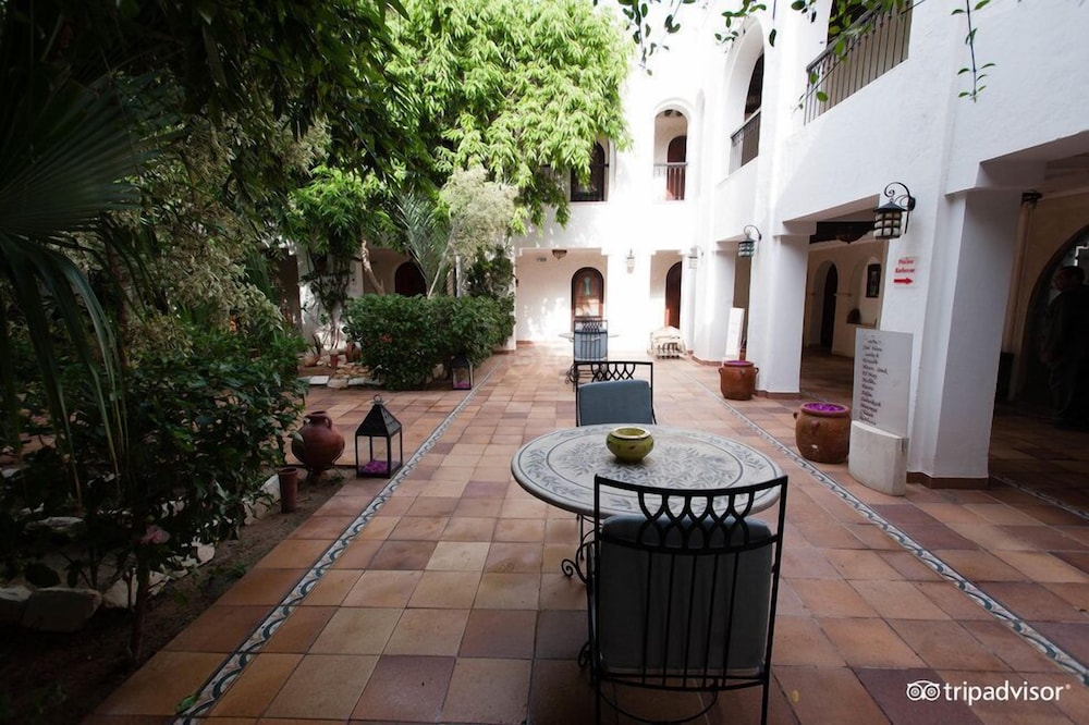 

Verona - Mezraia - Hotel De Charme Et Spa Dar El Bhar
