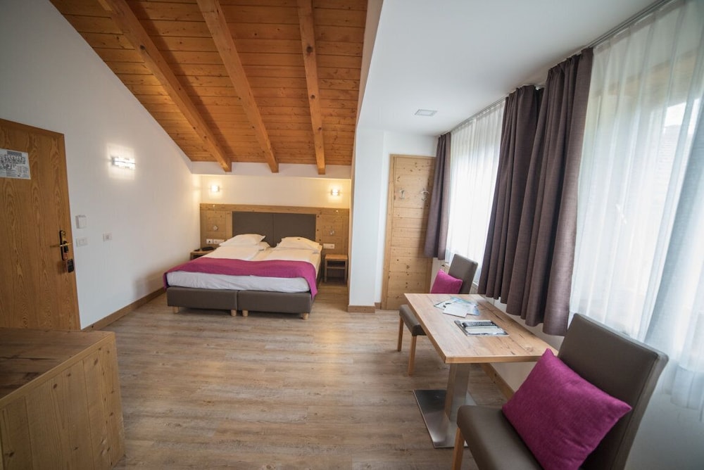 

Venezia - Cavalese - Olimpionico Hotel