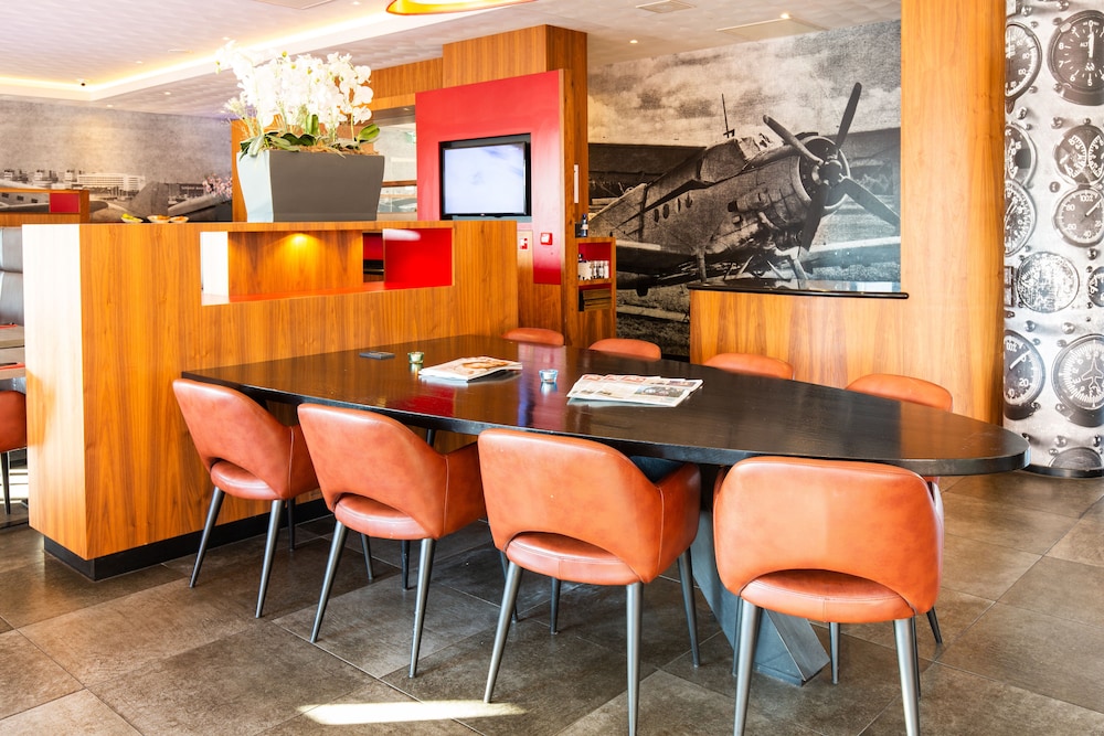 

Bari - Hoofddorp - Bastion Hotel Amsterdam Airport