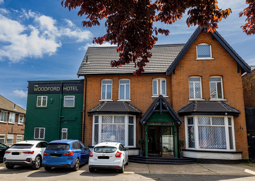 

Napoli - Chingford - Woodford Hotel