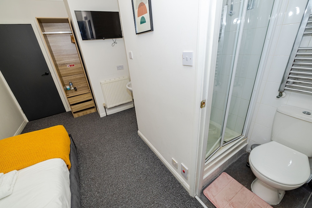 

Milano - Chingford - Woodford Hotel