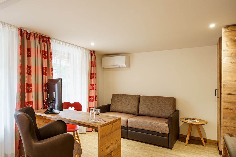 

Firenze - Wengen - Alpenblick Hotel & Restaurant Wilderswil by Interlaken