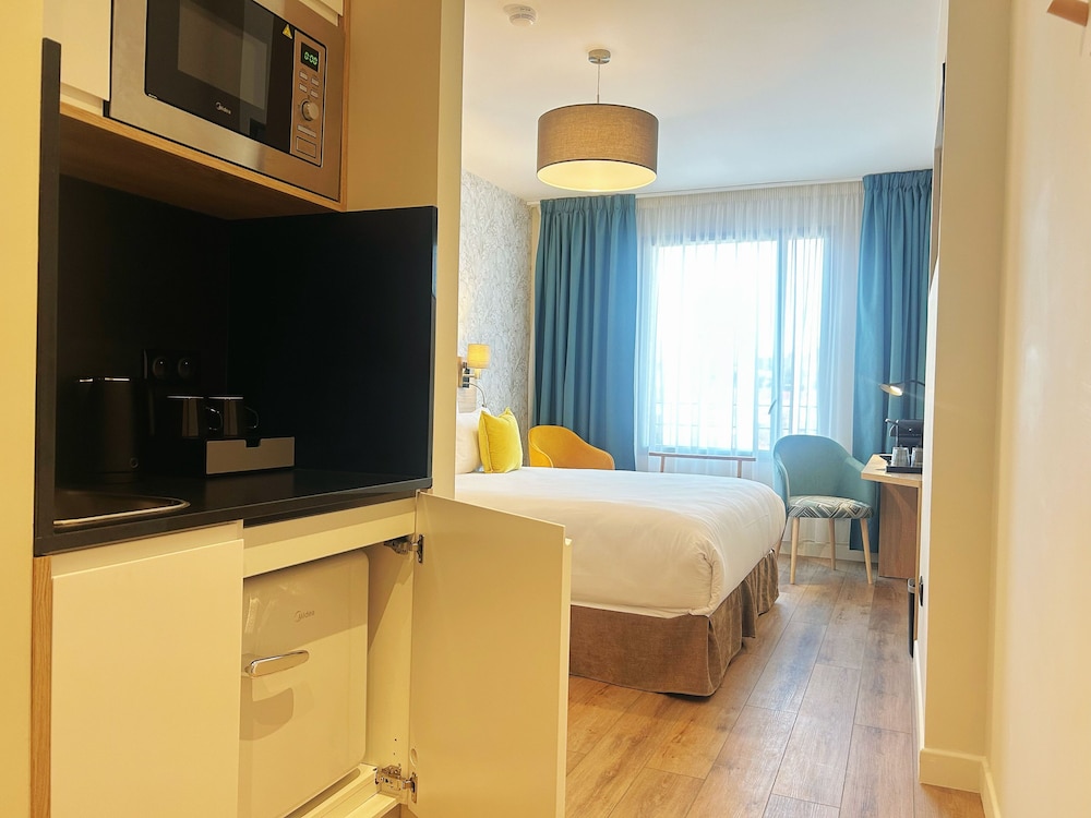 

Catania - Saint-Maurice - Hôtel Oden Paris Ivry
