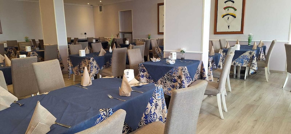 

Milano - Salò - Hotel & Restaurant San Marco AB