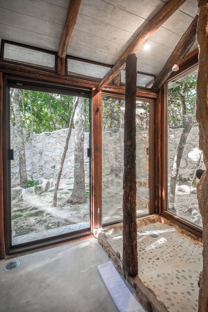 

Roma - Balcheil - Pepem Holistic Experience - Adults Only