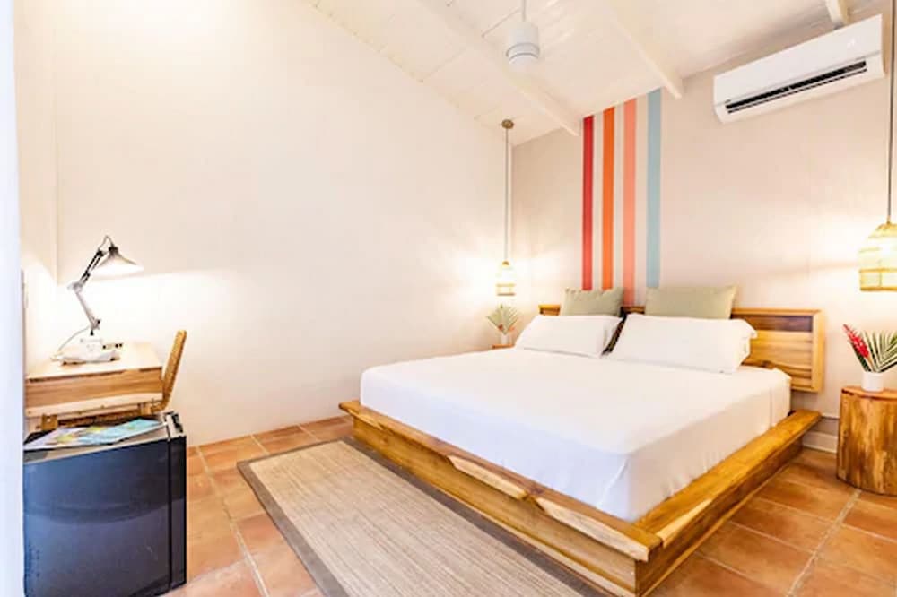 

Milano - Nosara - Living Hotel