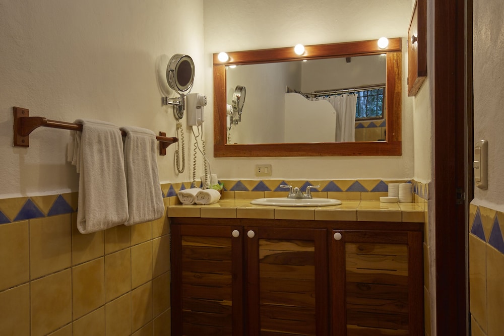 

Napoli - Nosara - Living Hotel