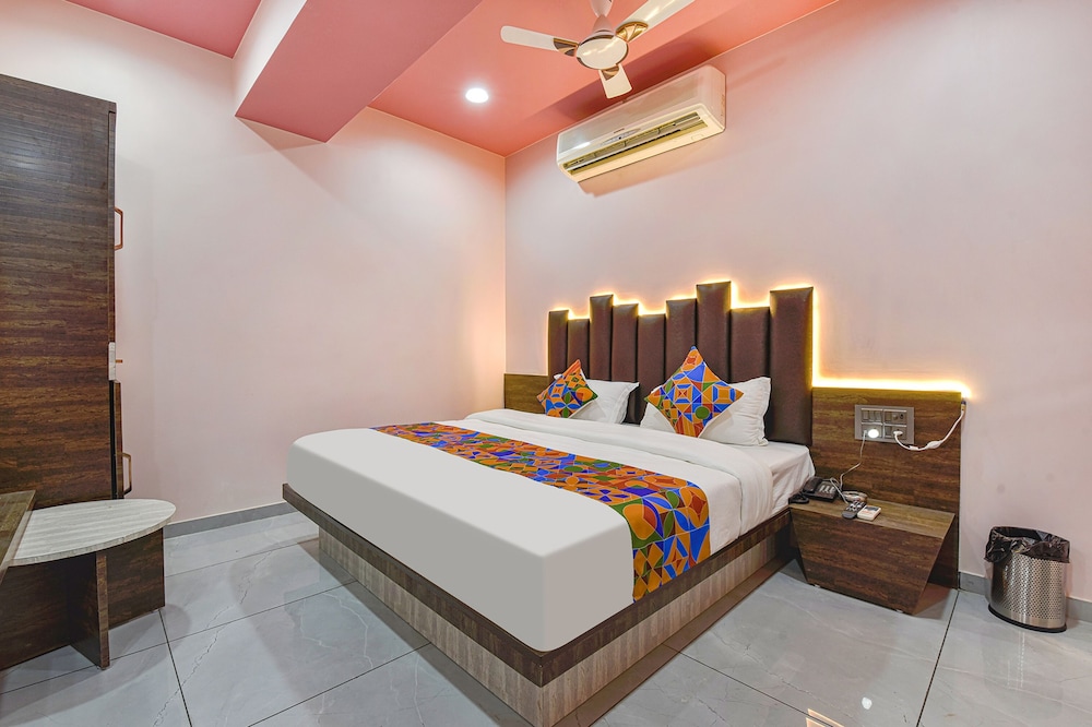 

Milano - Ahmedabad - Fabhotel Max Inn
