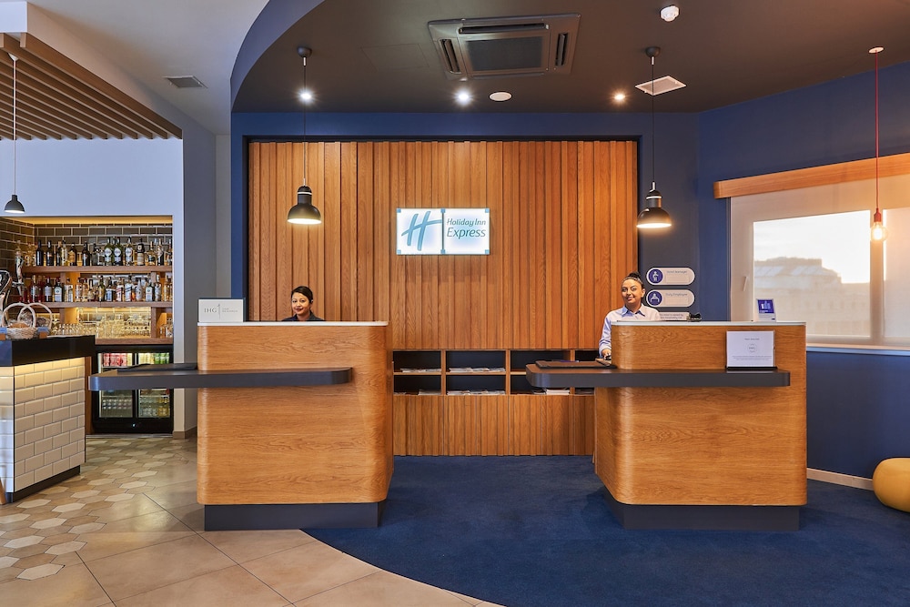 

Pisa - Naxxar - Holiday Inn Express MALTA