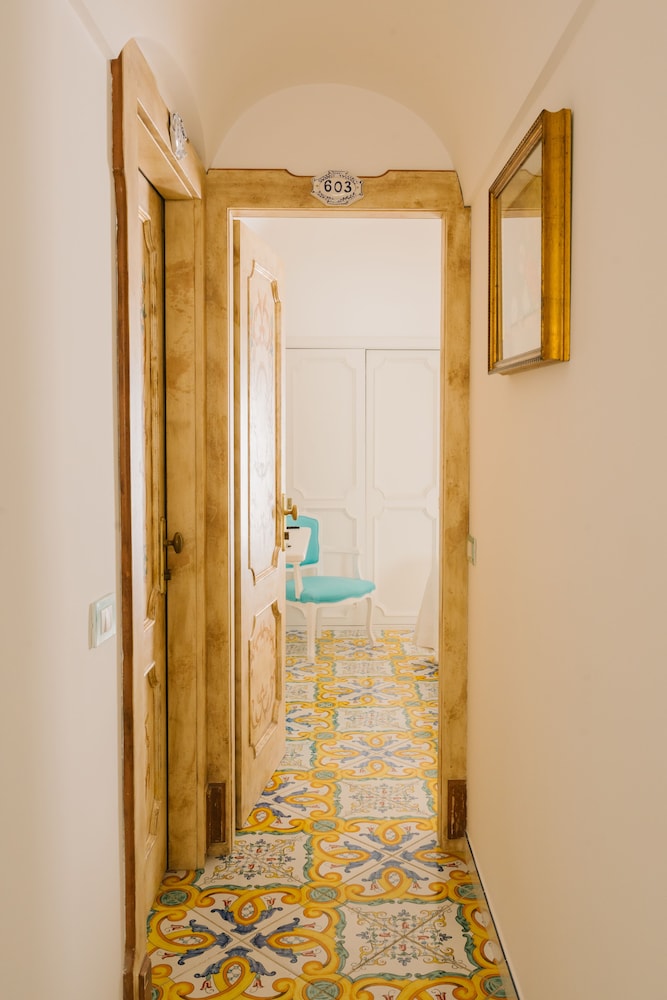 

Venezia - Positano - Villa Principe Giovanni