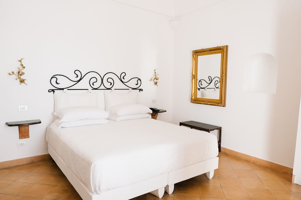 

Bari - Positano - Villa Principe Giovanni