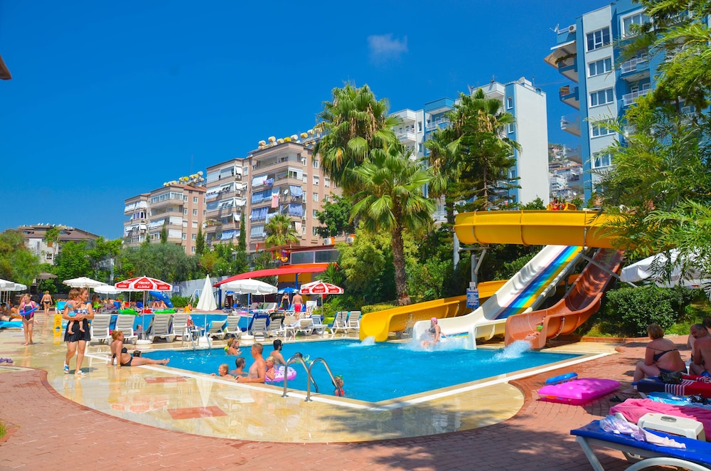 

Milano - Alanya - Ark Apart and Suite Hotel