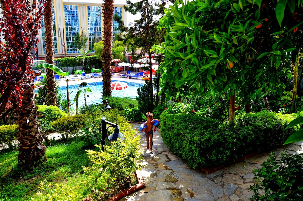 

Milano - Alanya - Ark Suite Hotel