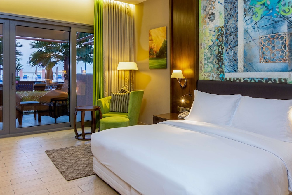 

Roma - Sohar - Radisson Blu Hotel & Resort, Sohar