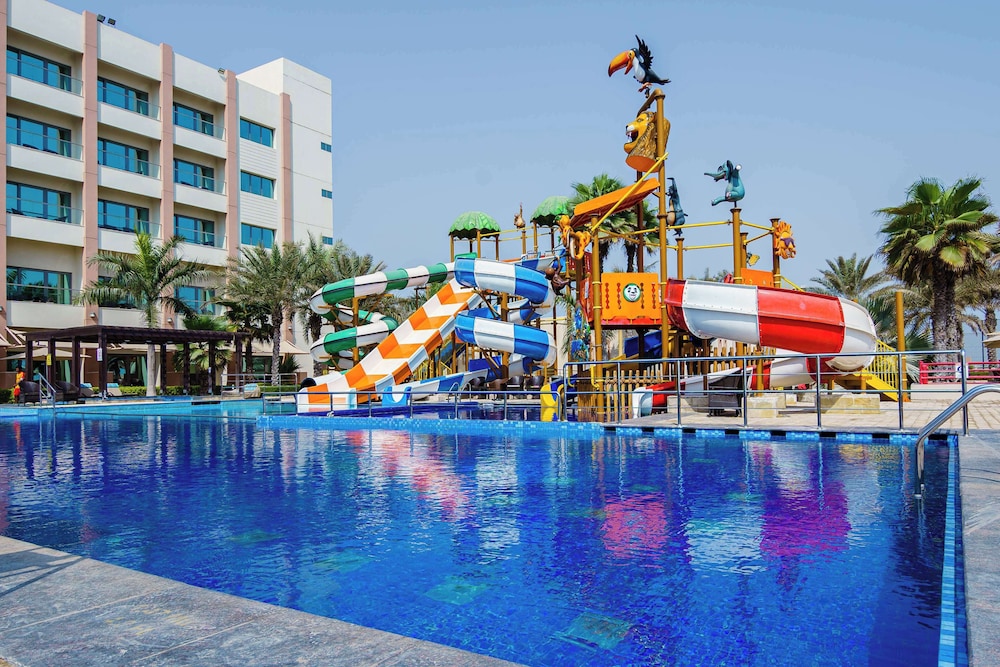 

Roma - Sohar - Radisson Blu Hotel & Resort, Sohar