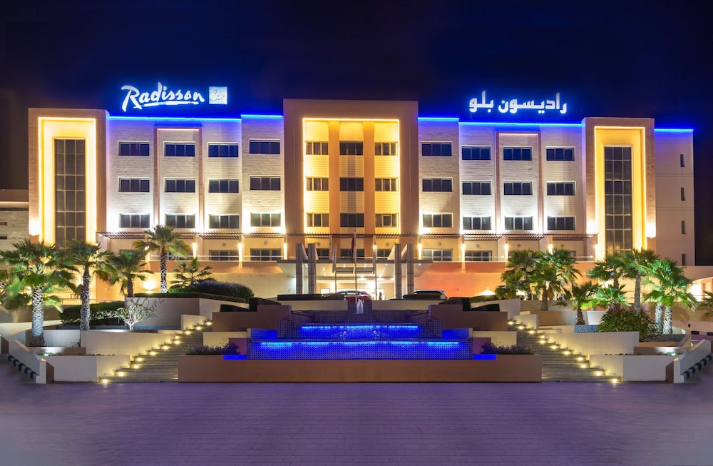 

Milano - Sohar - Radisson Blu Hotel & Resort, Sohar