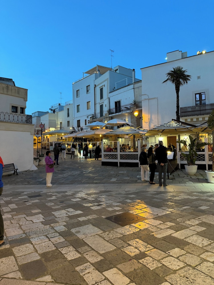 

Milano - Uggiano La Chiesa - San Pietro Otranto