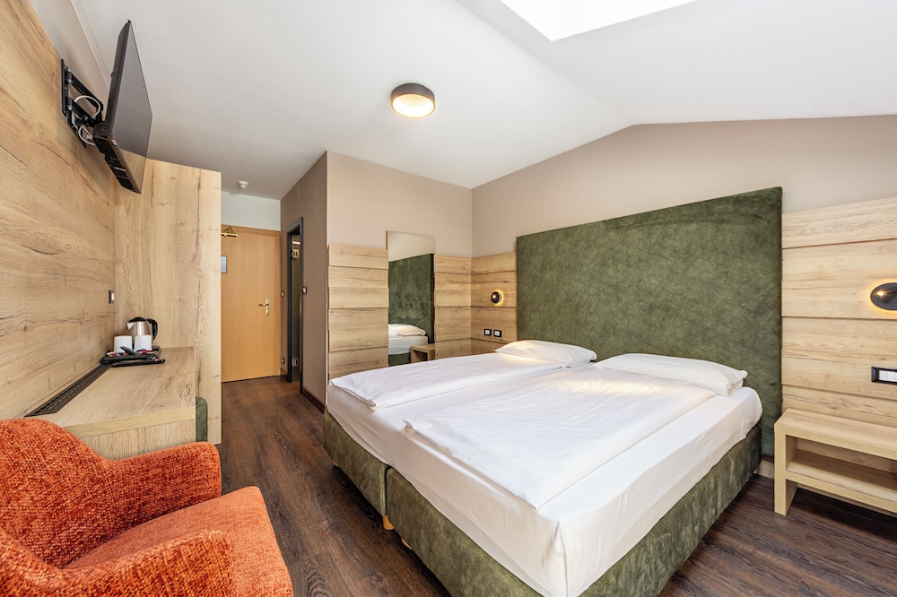 

Palermo - Cavalese - Suan Hotel