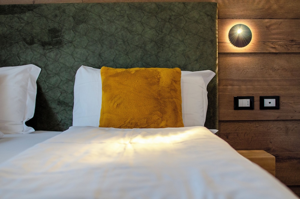

Catania - Cavalese - Suan Hotel