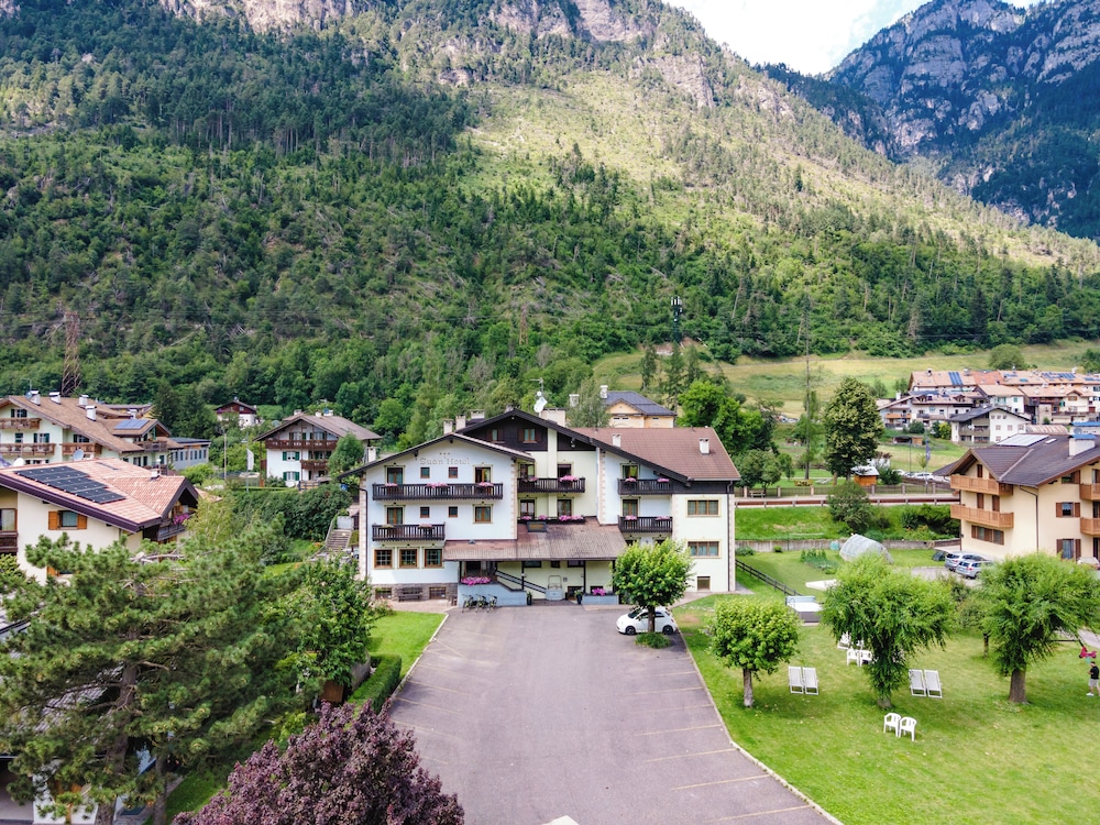 

Milano - Cavalese - Suan Hotel