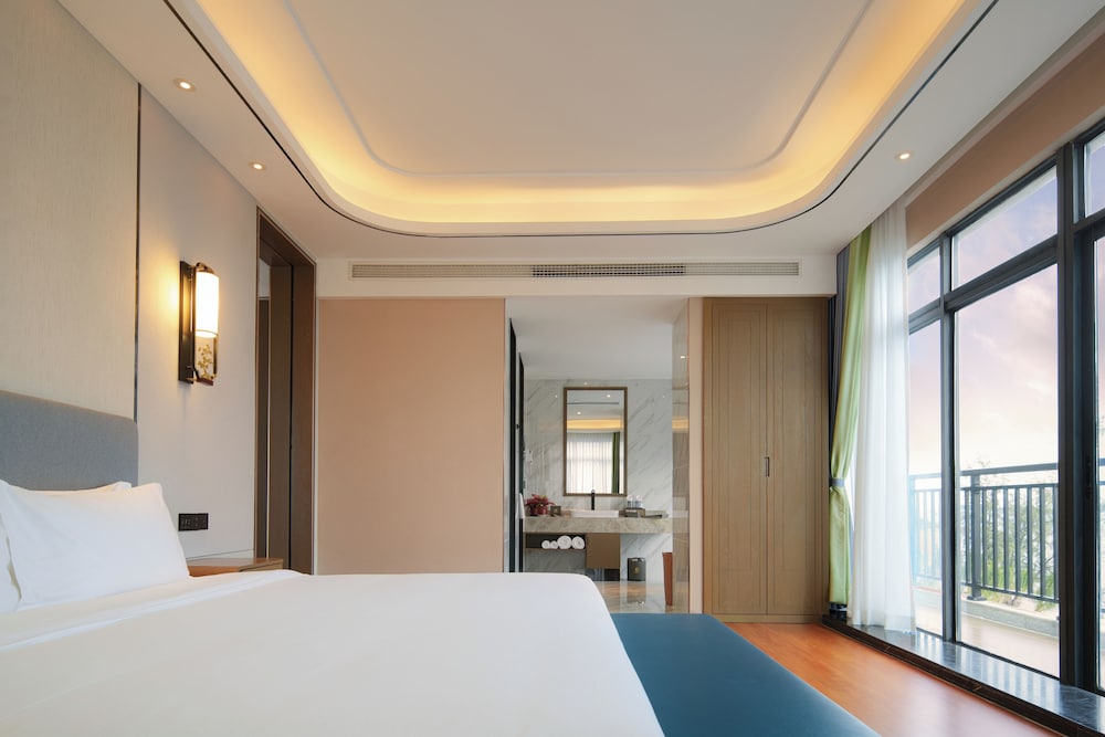 

Milano - Phumĭ Kâng Kéng - Donghu Resort Hotel