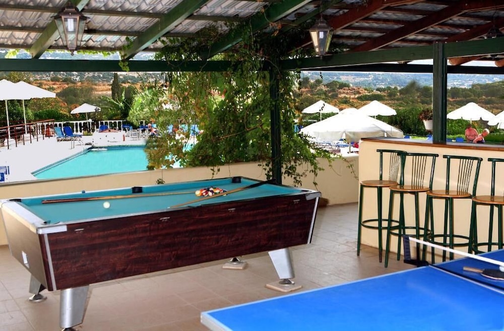 

Pisa - Spartià - Karavados Beach Hotel
