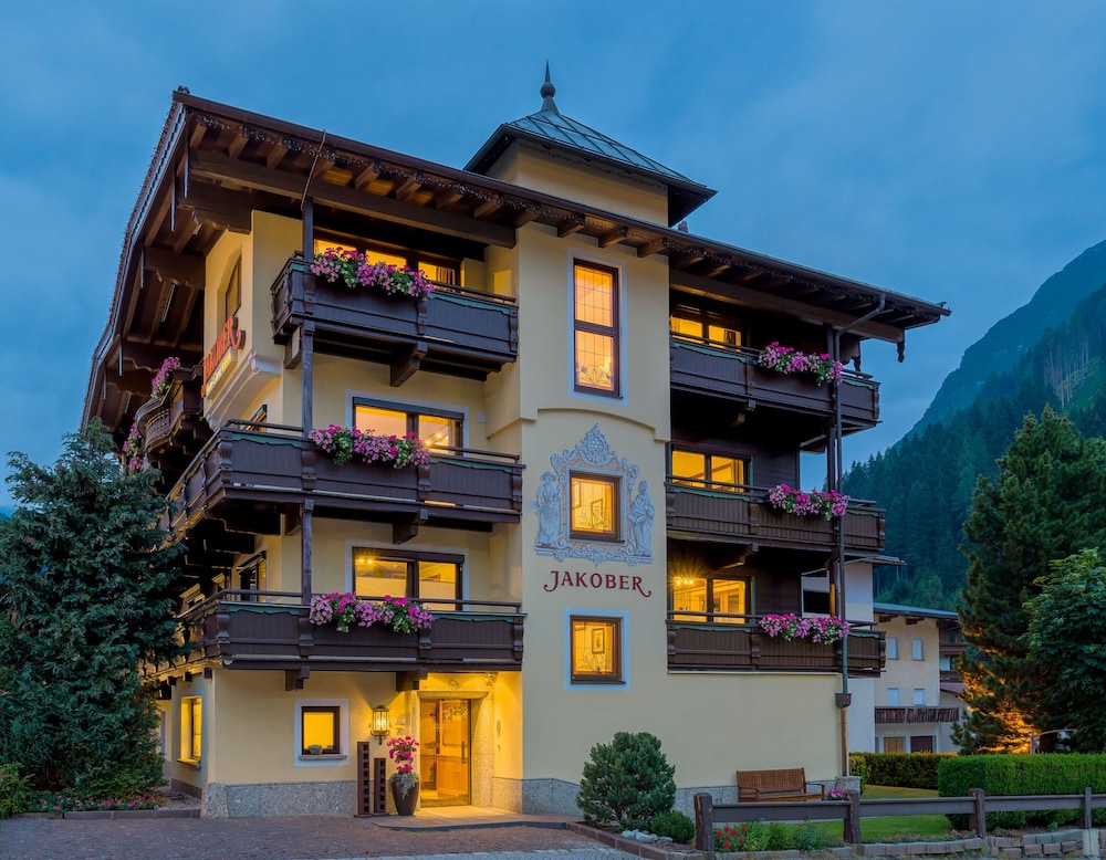 

Milano - Hintertux - Hotel-Garni Jakober