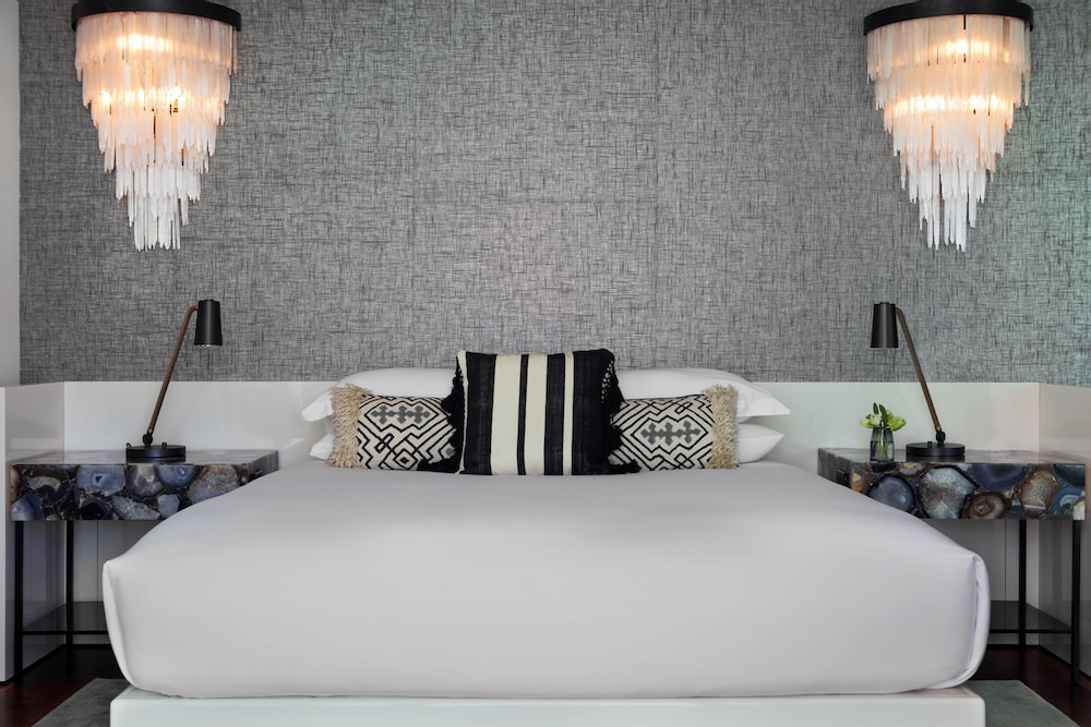 

Milano - West Bay - Kimpton SEAFIRE RESORT + SPA