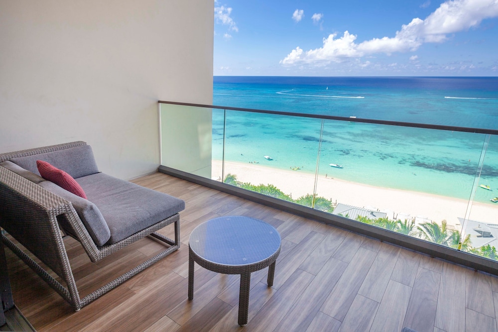 

Roma - West Bay - Kimpton Seafire Resort + Spa