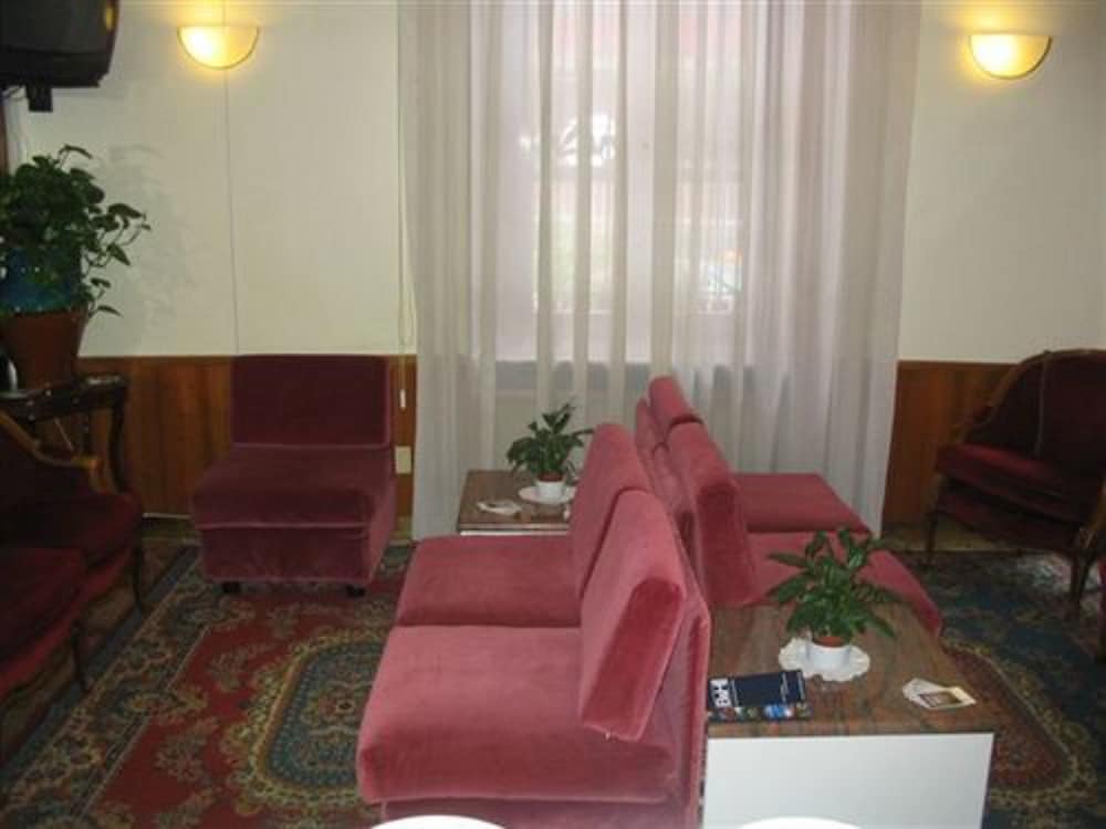 

Bari - Sesto San Giovanni - Hotel Mayorca
