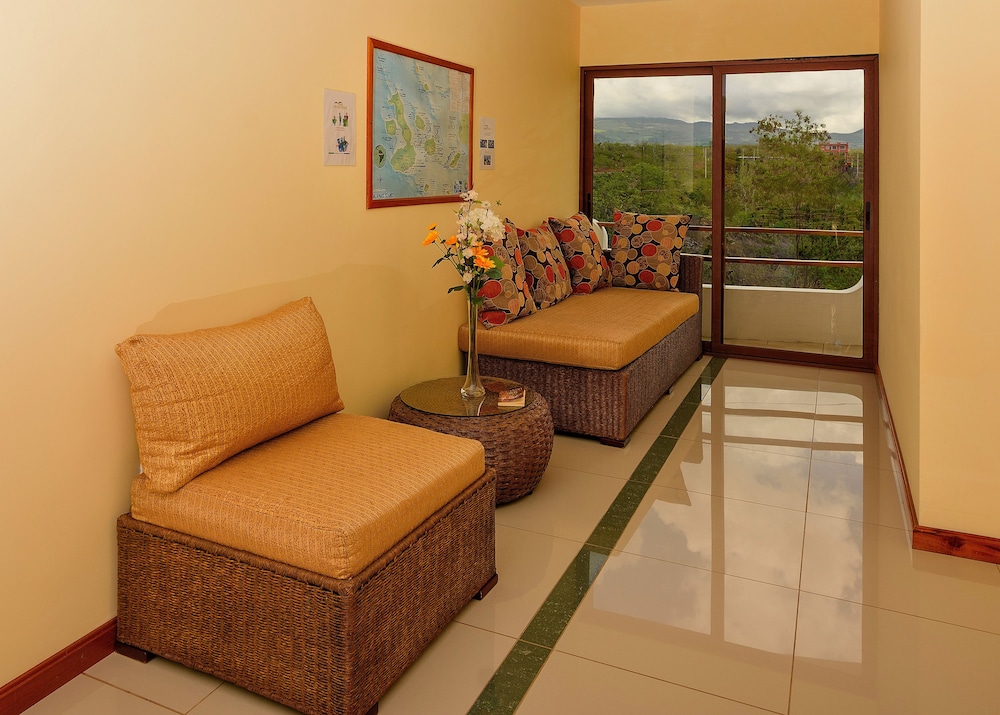 

Roma - Puerto Ayora - Hotel el descanso del Guia