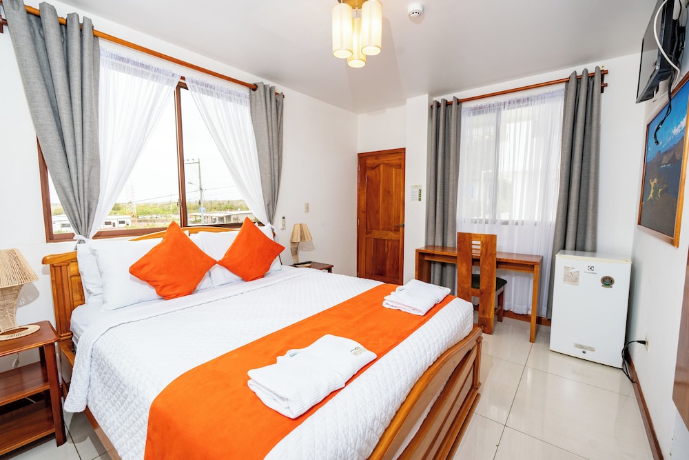

Roma - Puerto Ayora - Hotel el descanso del Guia