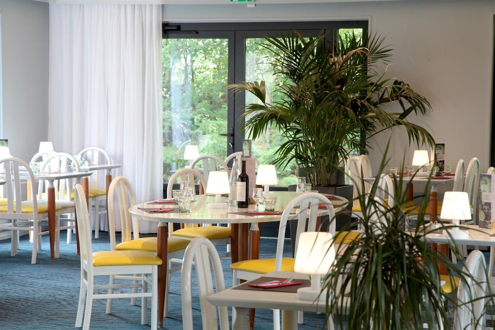 

Milano - Lannion - Kyriad Lannion-Perros-Guirec
