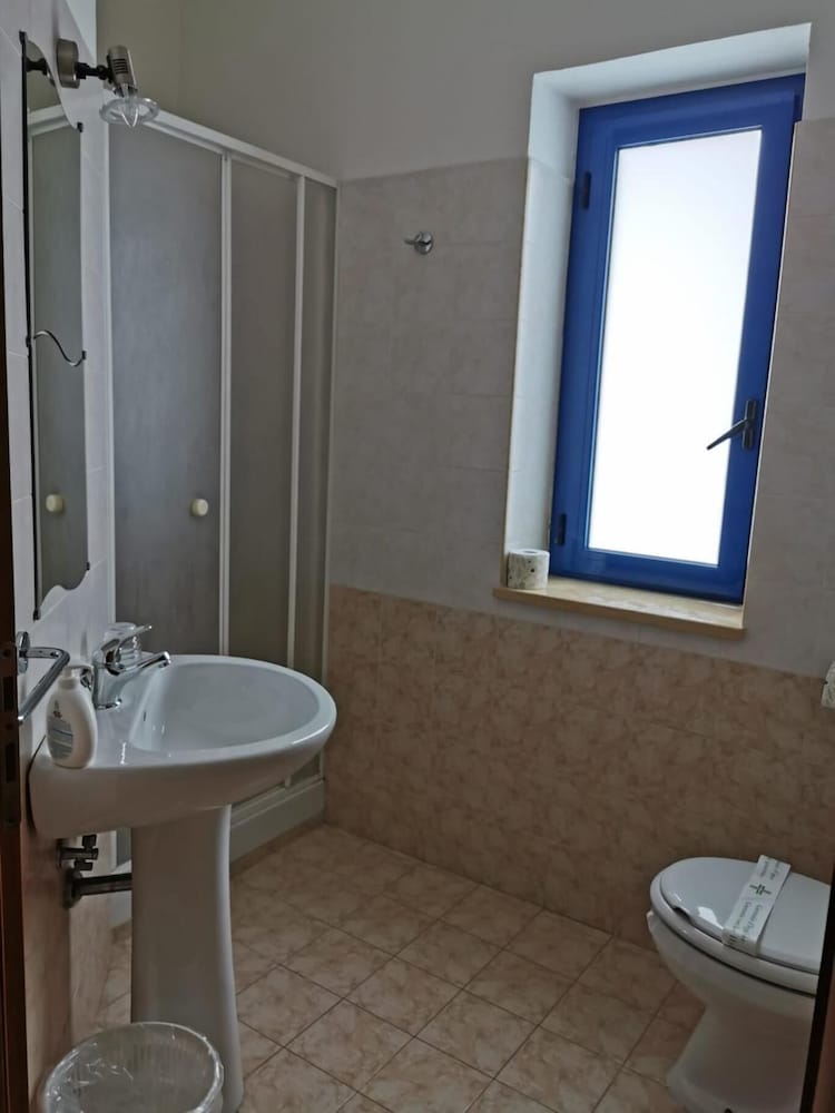 

Verona - Diamante - Beach Hotel