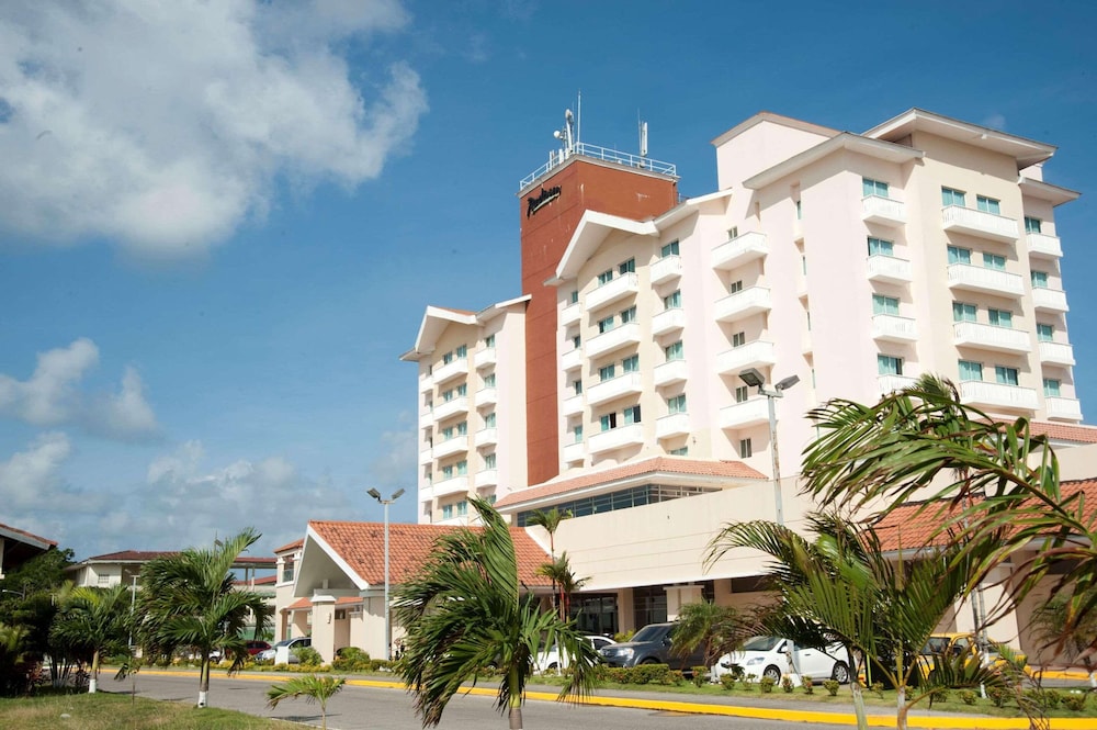 

Roma - Colón - Radisson Colon 2,000 Hotel & Casino