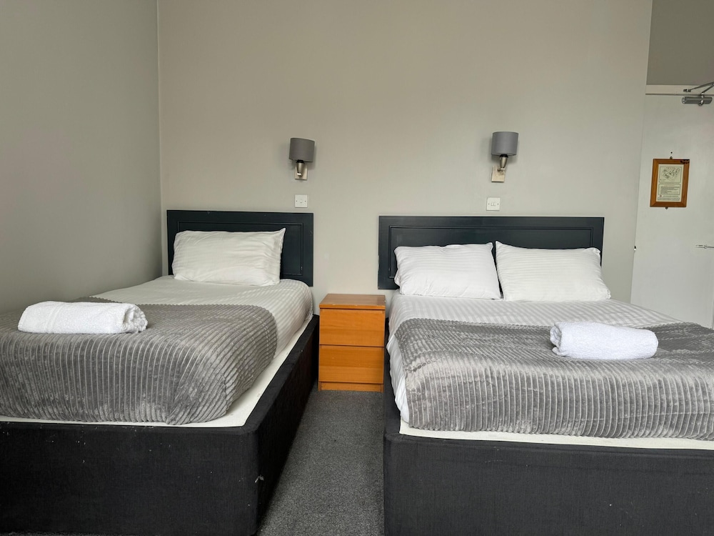 

Catania - Aberdeen - Citi Hotel Aberdeen