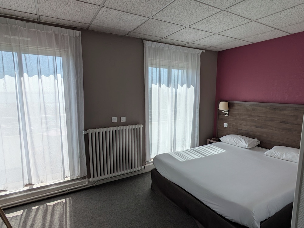 

Roma - Brest - Hotel de la Gare Brest