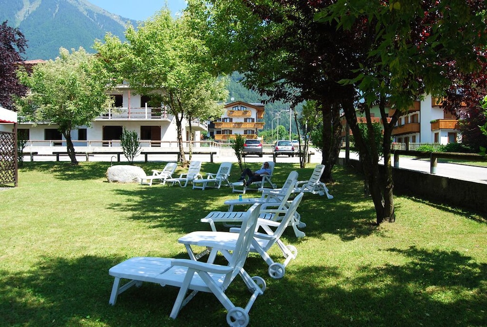 

Cagliari - Madonna di Campiglio - Hotel Quadrifoglio